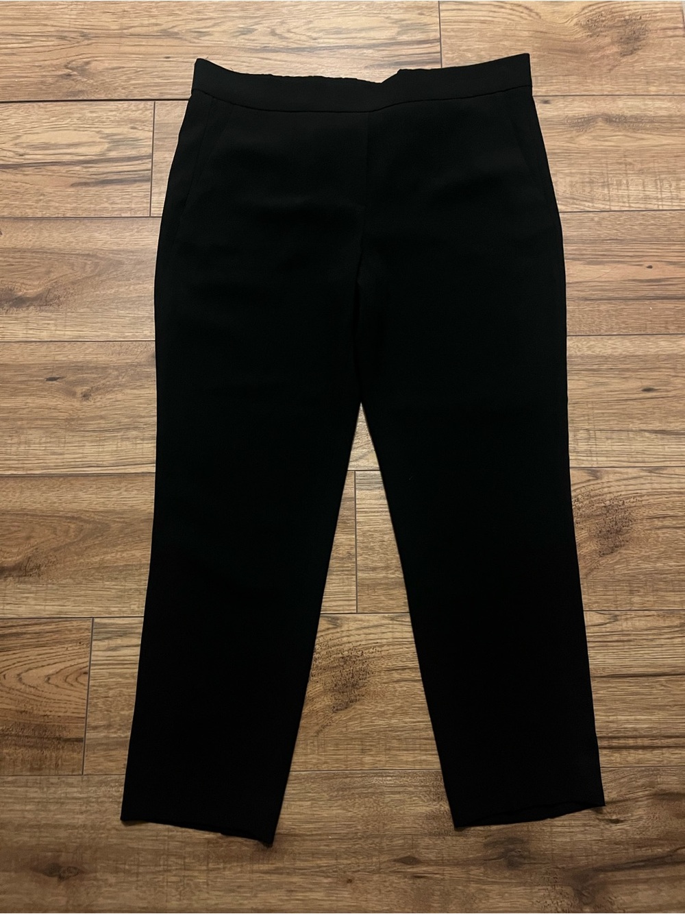 Aritzia Babaton Black Tailored Trousers – Size 8
